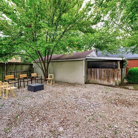 Mid-Century Brick Bungalow Home Evansville Esterno foto